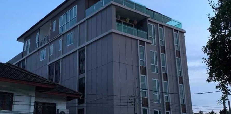 Отель в Пхракханонге, Бангкок, Таиланд  № 152898