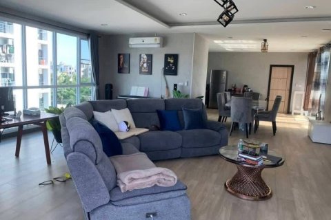 Отель в Пхракханонге, Бангкок, Таиланд  № 152898 - фото 4