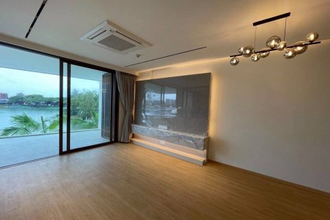 Condo in Phuket, Thailand, 2 bedrooms  № 156962 - photo 5