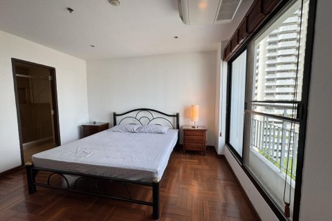 Condo à Khlong Toei, Bangkok, Thaïlande, 3 chambres  № 134404 - photo 21