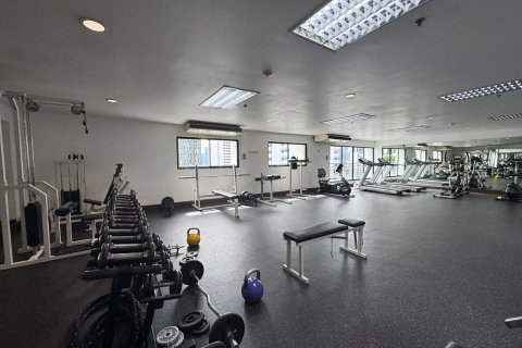 Condo à Khlong Toei, Bangkok, Thaïlande, 3 chambres  № 134404 - photo 4