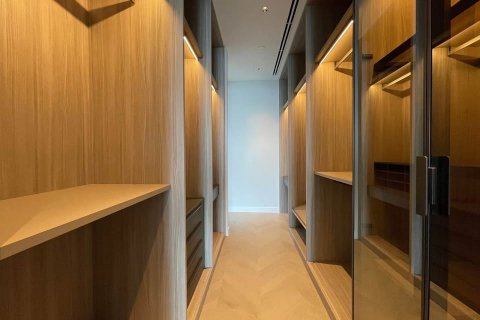 Кондоминиум с 3 спальнями в Патхум Ване, Бангкок, Таиланд № 134407 - фото 2