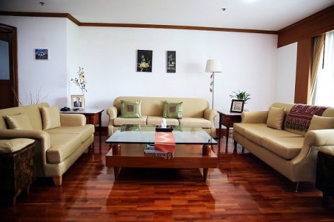 Condo à Watthana, Bangkok, Thaïlande, 3 chambres  № 200513