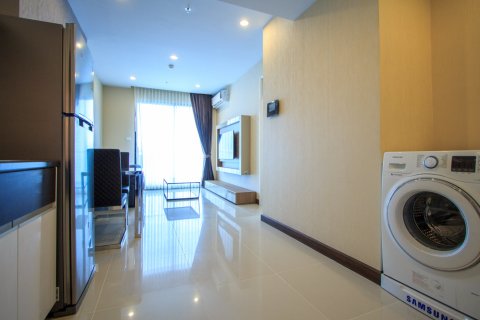 Condo à Huai Khwang, Bangkok, Thaïlande, 1 chambre № 200512 - photo 1