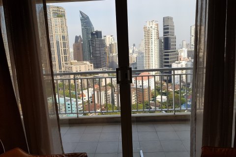 Condo à Khlong Toei, Bangkok, Thaïlande, 4 chambres  № 200514 - photo 4