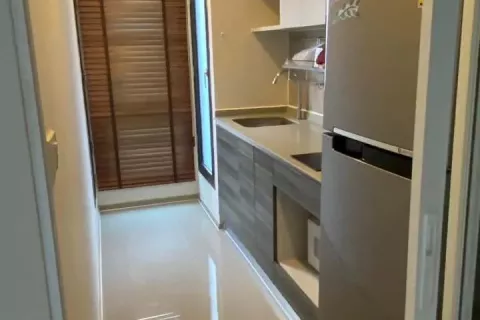 Кондоминиум с 2 спальнями в Дин Даенге, Бангкок, Таиланд № 139551 - фото 15