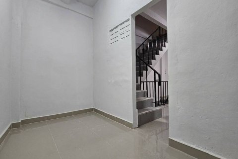 Шопхаус в Банг-Кхо-Лаеме, Бангкок, Таиланд  № 139547 - фото 15