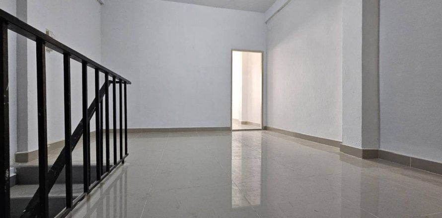 Шопхаус в Банг-Кхо-Лаеме, Бангкок, Таиланд  № 139547