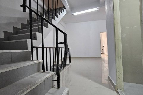 Шопхаус в Банг-Кхо-Лаеме, Бангкок, Таиланд  № 139547 - фото 7