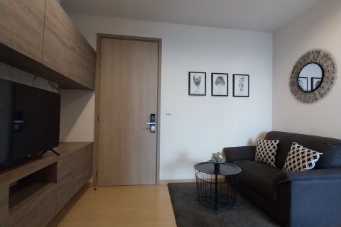 Studio dans le Condo à Phra Khanong, Bangkok, Thaïlande  № 152664 - photo 2