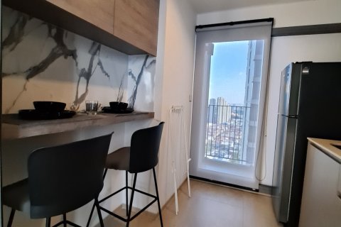 Studio dans le Condo à Phra Khanong, Bangkok, Thaïlande  № 152664 - photo 8