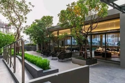 Studio dans le Condo à Phra Khanong, Bangkok, Thaïlande  № 152664 - photo 15