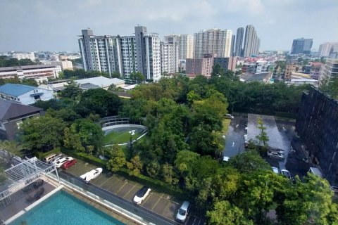 Studio dans le Condo à Phra Khanong, Bangkok, Thaïlande  № 152664 - photo 10