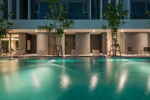 Studio dans le Condo à Phra Khanong, Bangkok, Thaïlande  № 152664 - photo 11