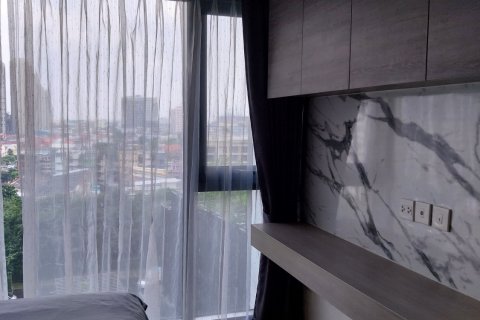 Studio dans le Condo à Phra Khanong, Bangkok, Thaïlande  № 152664 - photo 9