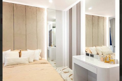 Villa in Pattaya, Thailand 5 bedrooms № 152666 - photo 10