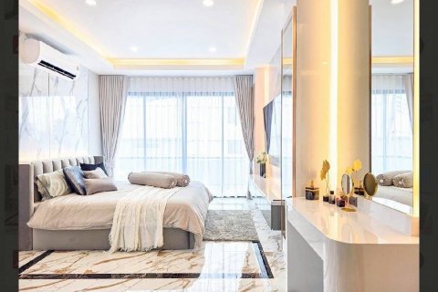 Villa in Pattaya, Thailand 5 bedrooms № 152666 - photo 12