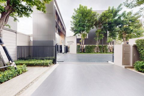 Townhouse in Chatuchak, Bangkok, Thailand 4 bedrooms № 152669 - photo 1