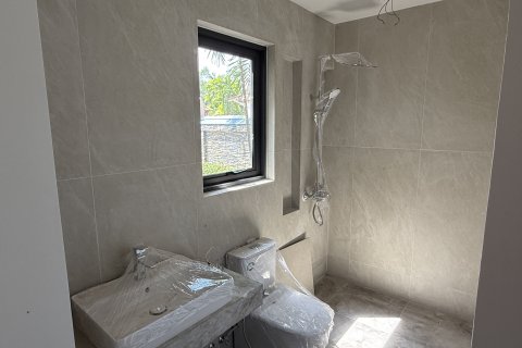 Townhouse in Phuket, Thailand 5 bedrooms № 152024 - photo 8