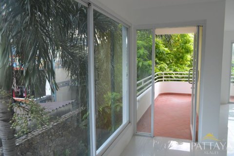 Condo sur Jomtien Beach, Pattaya, Thaïlande, 1 chambre № 204255 - photo 3