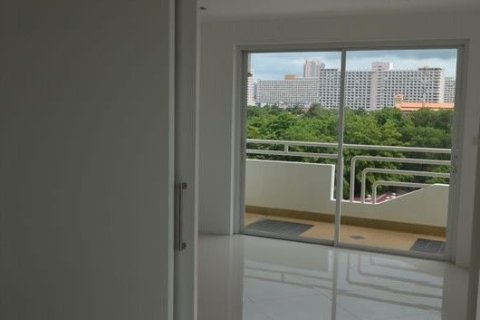 Condo sur Jomtien Beach, Pattaya, Thaïlande, 1 chambre № 204256 - photo 3