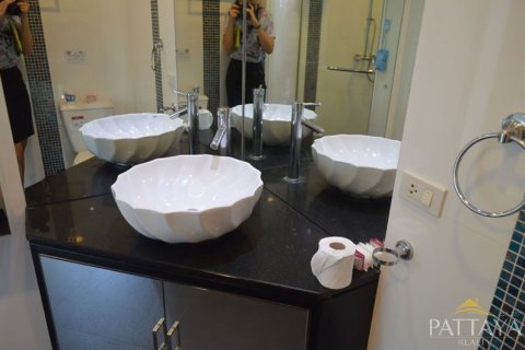 Condo sur Jomtien Beach, Pattaya, Thaïlande, 1 chambre № 204256 - photo 7