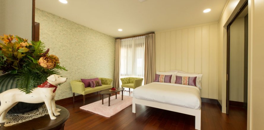 Maison à Chiang Mai, Thaïlande 7 chambres № 162526