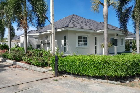 Land in Hua Hin, Thailand 3200 sq.m. № 141403 - photo 12