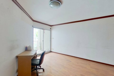 Кондоминиум с 3 спальнями в Ян Наве, Бангкок, Таиланд № 141406 - фото 8