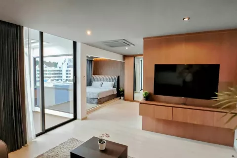 Penthouse in Pattaya, Thailand 5 bedrooms № 141407 - photo 28