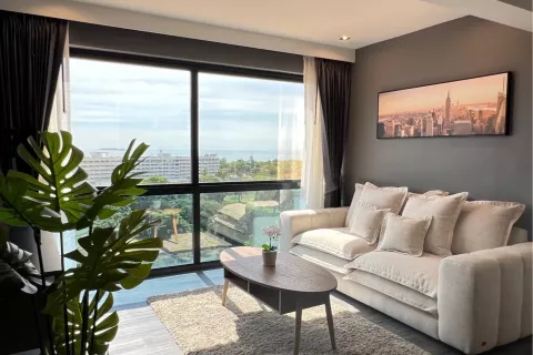 Penthouse in Pattaya, Thailand 5 bedrooms № 141407 - photo 9