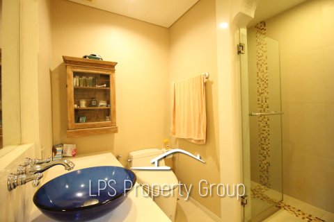 Condo in Hua Hin, Thailand, 1 bedroom  № 168833 - photo 25