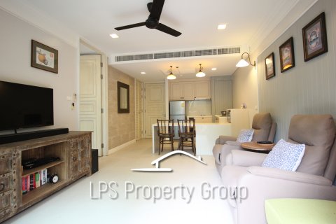 Condo in Hua Hin, Thailand, 1 bedroom  № 168833 - photo 8