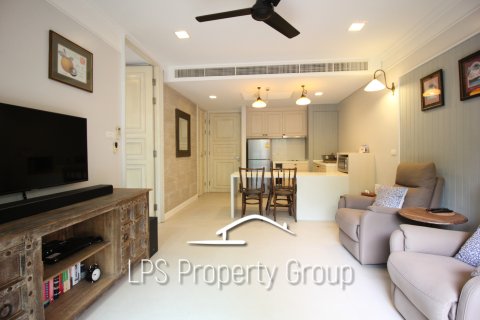 Condo in Hua Hin, Thailand, 1 bedroom  № 168833 - photo 7