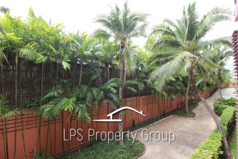 Condo in Hua Hin, Thailand, 1 bedroom  № 168833 - photo 6