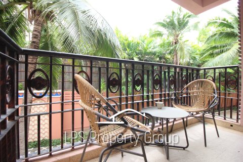 Condo in Hua Hin, Thailand, 1 bedroom  № 168833 - photo 2