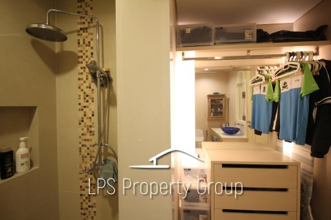 Condo in Hua Hin, Thailand, 1 bedroom  № 168833 - photo 29