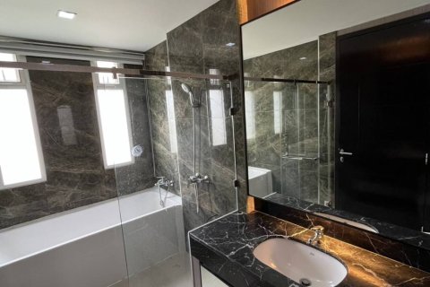 Кондоминиум с 2 спальнями в Бангкоке, Таиланд № 153750 - фото 6