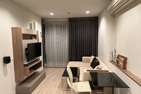 Студия в кондо в Сатхоне, Бангкок, Таиланд № 171065 - фото 2