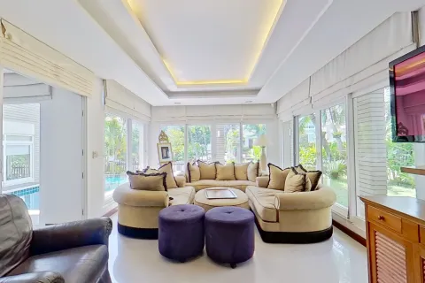 Maison à Pattaya, Thaïlande 4 chambres № 171063 - photo 2