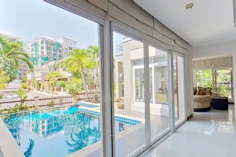 Maison à Pattaya, Thaïlande 4 chambres № 171063 - photo 6