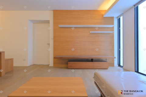 Condo in Bangkok, Thailand, 2 bedrooms № 194595 - photo 3