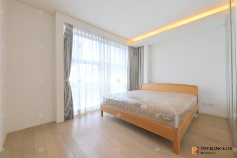 Condo in Bangkok, Thailand, 2 bedrooms № 194595 - photo 7