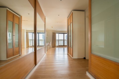 Кондоминиум с 2 спальнями в Банг Раке, Бангкок, Таиланд № 144685 - фото 9