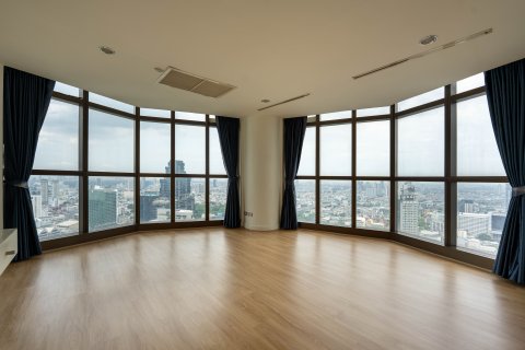 Кондоминиум с 2 спальнями в Банг Раке, Бангкок, Таиланд № 144685 - фото 2