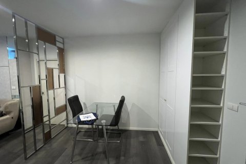 Кондоминиум с 2 спальнями в Банг Сью, Бангкок, Таиланд № 153177 - фото 8