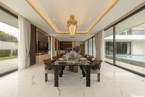 Вилла в Паттайе, Таиланд с 6 спальнями  № 172276 - фото 7