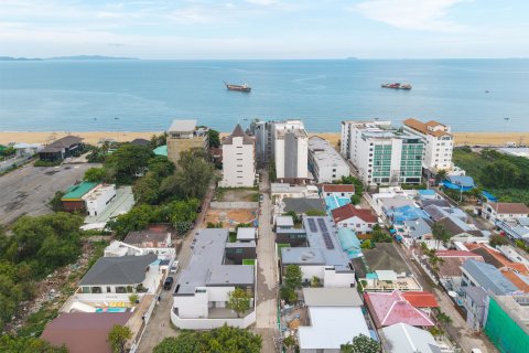 Вилла в Паттайе, Таиланд с 6 спальнями  № 172276 - фото 2
