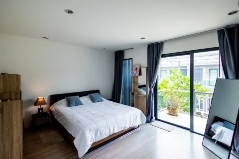 Townhouse in Phuket, Thailand 2 bedrooms № 151923 - photo 1