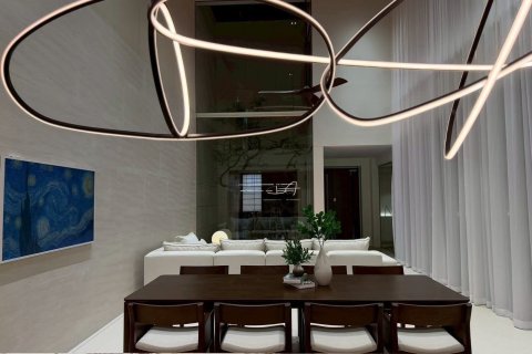 Villa in Chiang Mai, Thailand 5 bedrooms № 155109 - photo 1